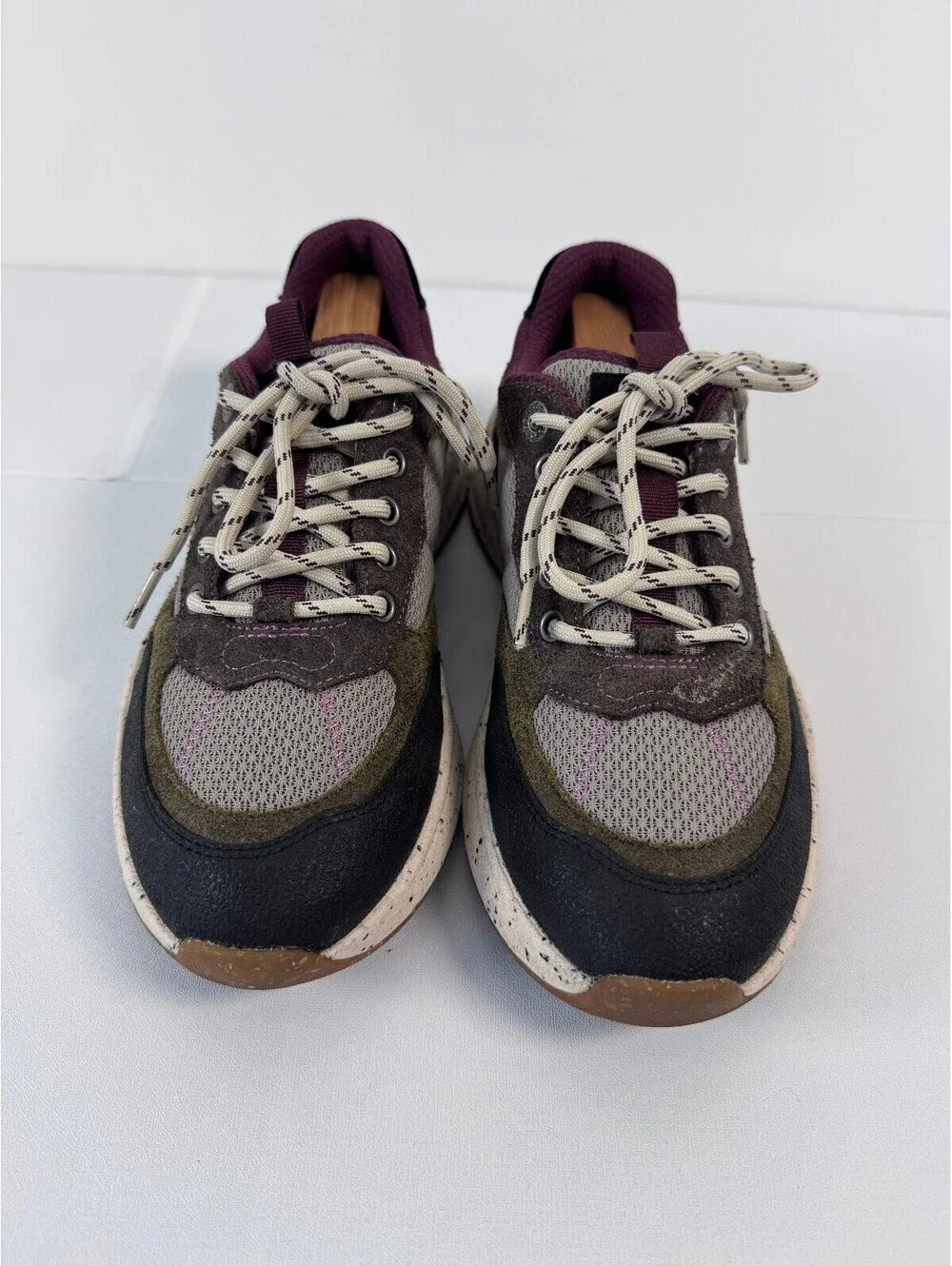 Taos Advance Suede Mesh Comfort Walking Trail Shoes Gorpcore Sneakers Womens 8.5